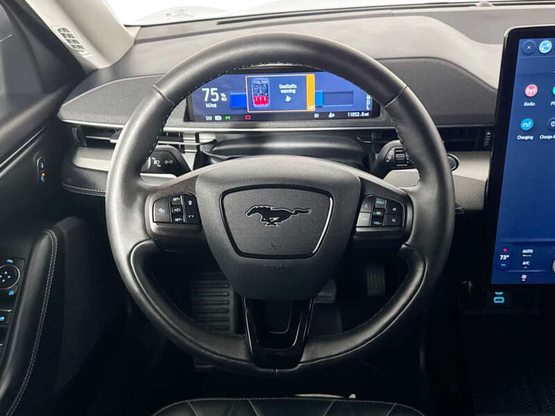 2022 Ford Mustang Mach-E Select