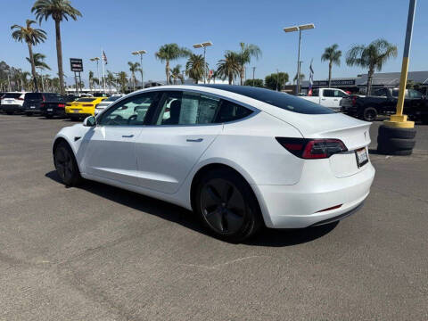 2020 Tesla Model 3 Standard Range Plus