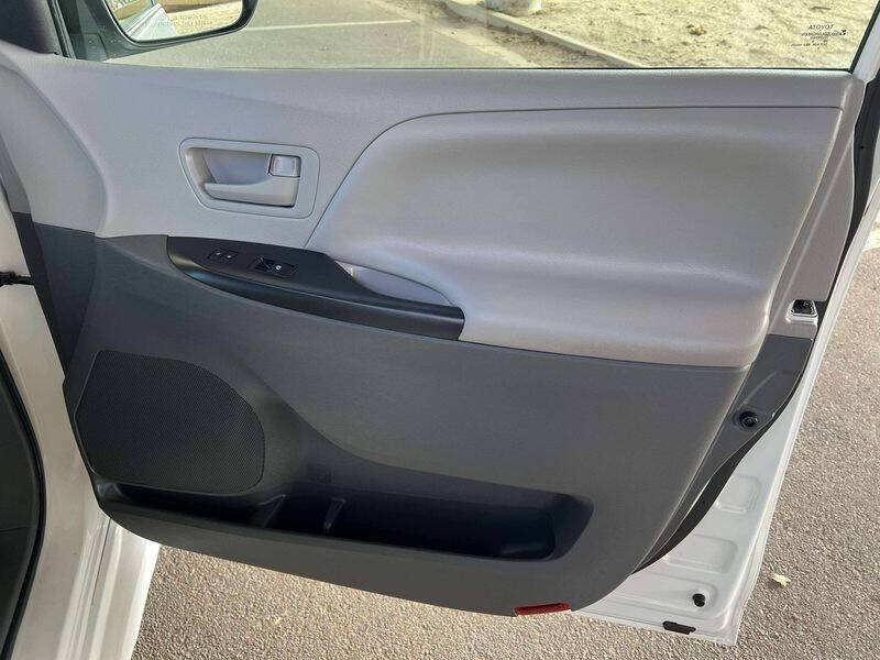 2019 Toyota Sienna L 7-Passenger