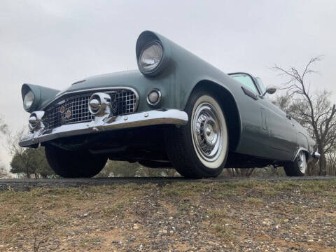 1956 Ford Thunderbird