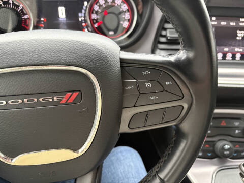 2020 Dodge Challenger SXT