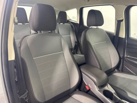 2014 Ford C-MAX Hybrid SE