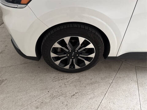 2022 Kia Carnival EX