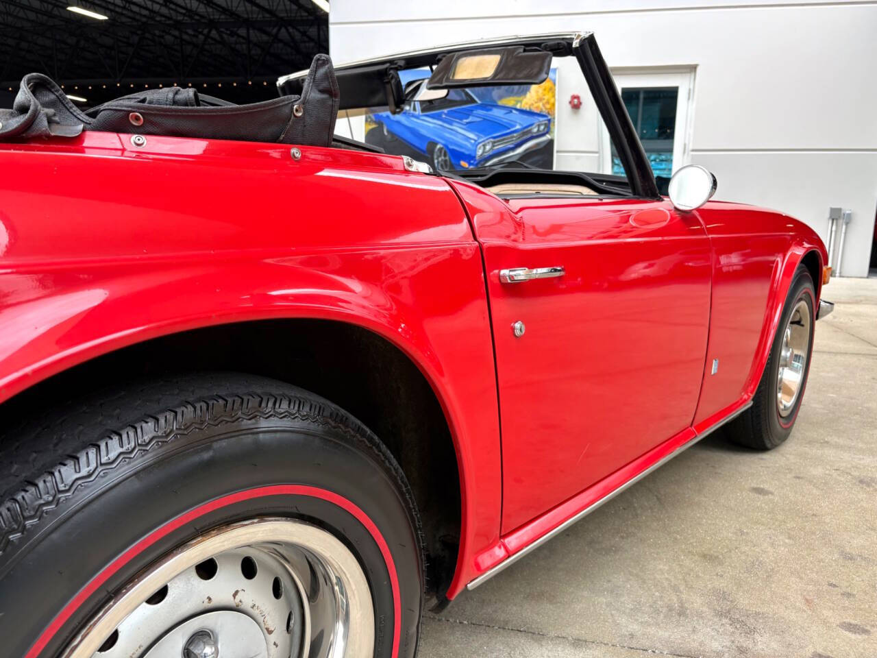 1976 Triumph TR6 18