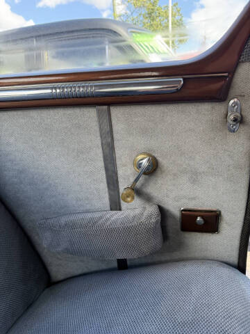 1947 Dodge Deluxe