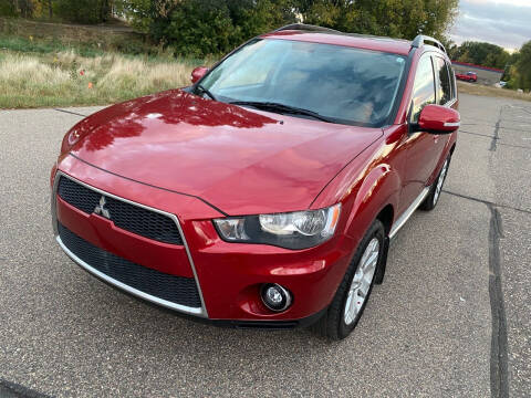2010 Mitsubishi Outlander for sale at Blue Tech Motors in South Saint Paul MN
