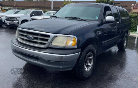 2000 Ford F-150 for sale at LUCKY MTRS in Pomona CA