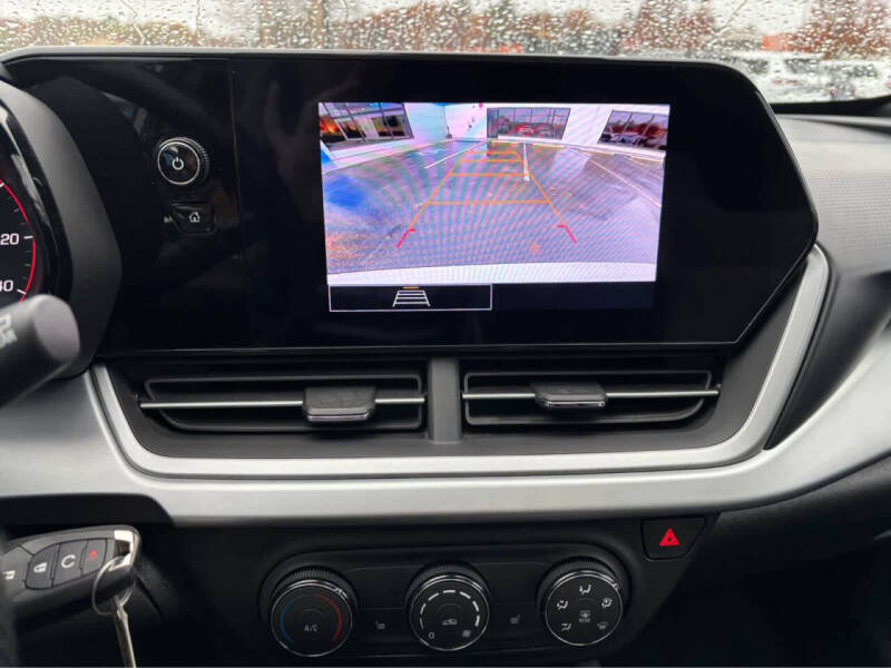 2024 Chevrolet Trax RS