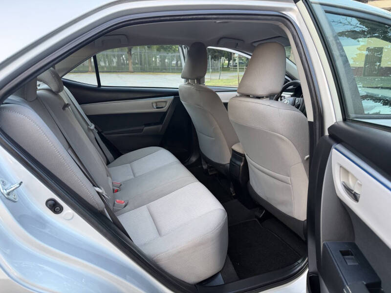 2015 Toyota Corolla LE Plus