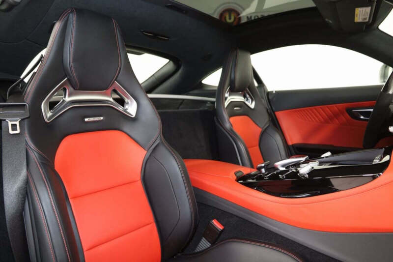 2017 Mercedes-Benz AMG GT