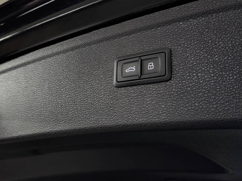 2022 Audi Q5 quattro S line Prestige 45 TFSI