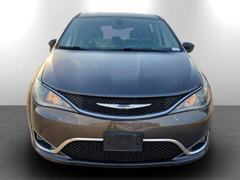 2018 Chrysler Pacifica Touring Plus