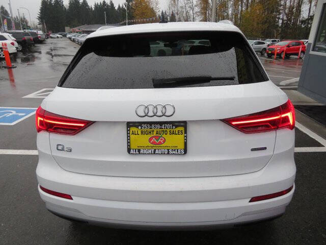 2021 Audi Q3 quattro Premium 40 TFSI