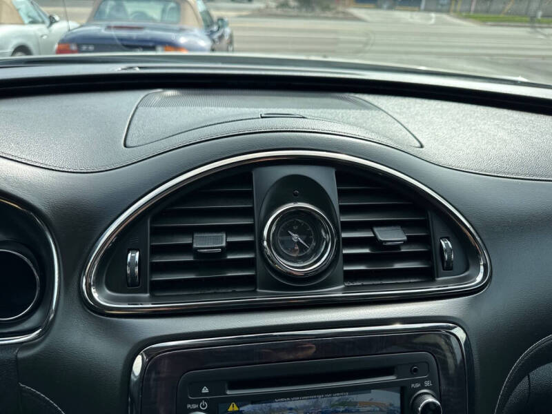 2017 Buick Enclave Leather
