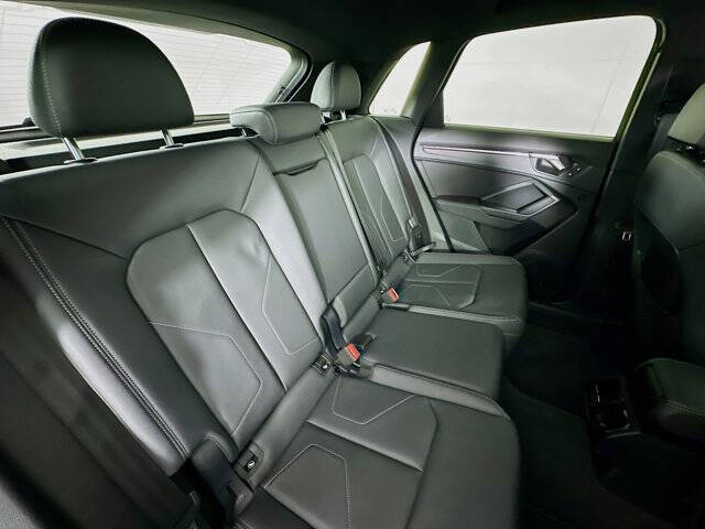 2024 Audi Q3 quattro S line Prem Plus 45 TFSI