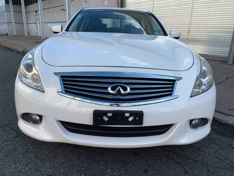 2015 Infiniti Q40