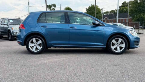 2017 Volkswagen Golf TSI Wolfsburg Edition