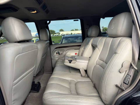 2000 Cadillac Escalade