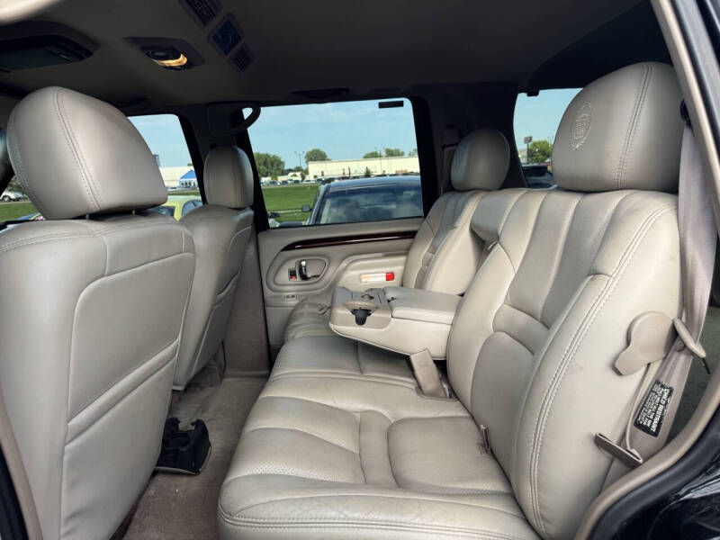 2000 Cadillac Escalade