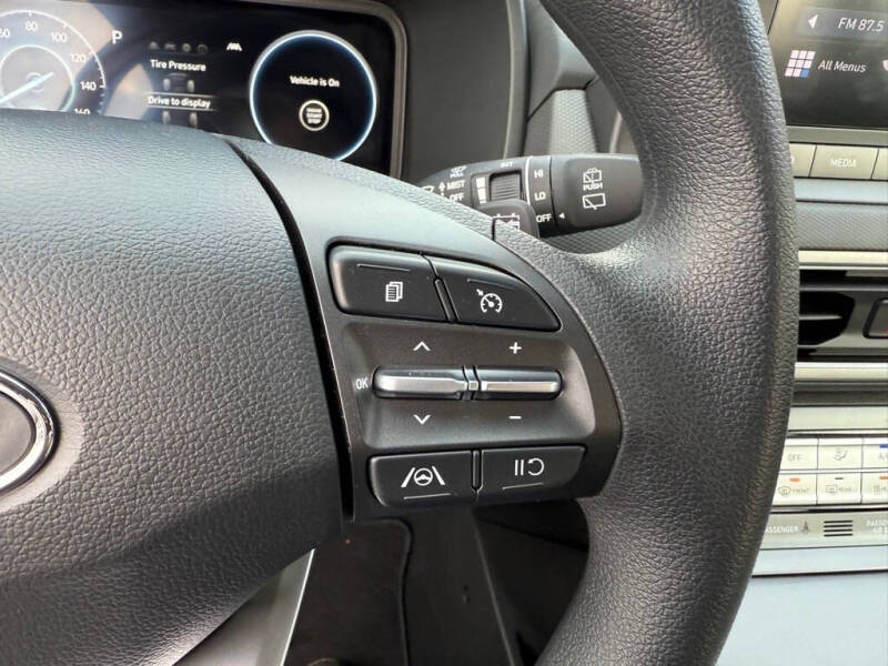 2023 Hyundai Kona Electric SE