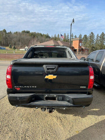 2012 Chevrolet Avalanche LS