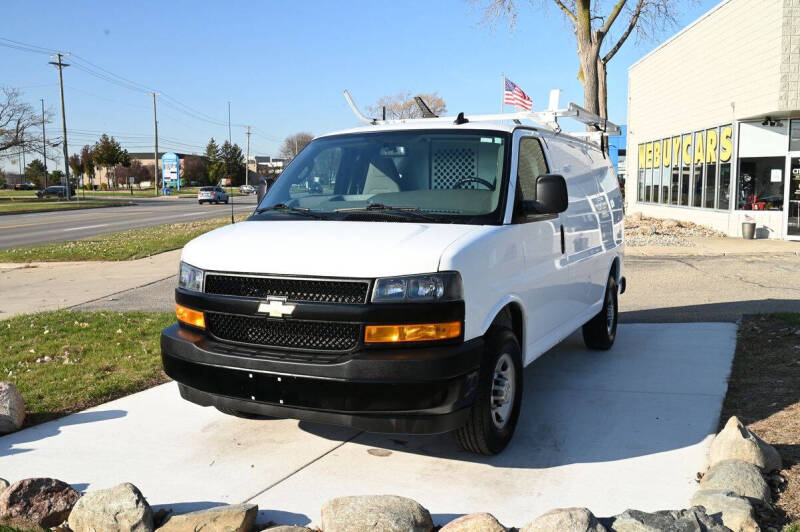 2023 Chevrolet Express 2500