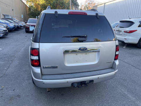 2006 Ford Explorer Limited