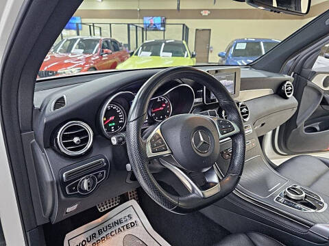 2019 Mercedes-Benz GLC GLC 300