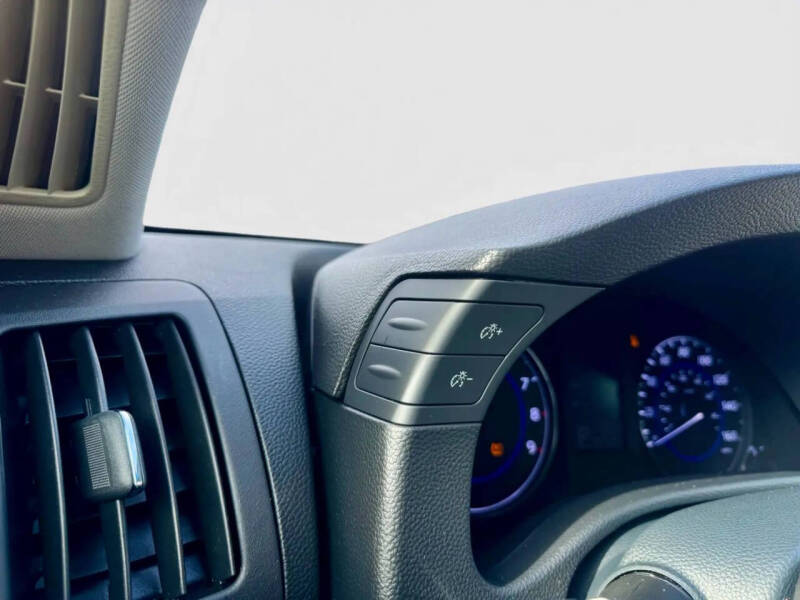 2013 Infiniti G37 Sedan x