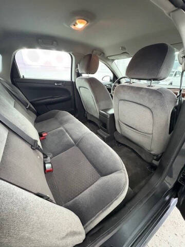 2011 Chevrolet Impala LS