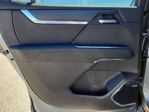 2024 GMC Acadia Elevation