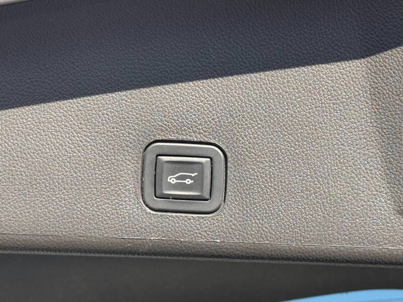 2016 Cadillac SRX Performance Collection