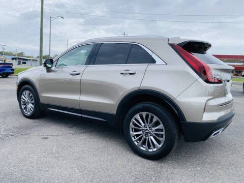 2025 Cadillac XT4 Premium Luxury