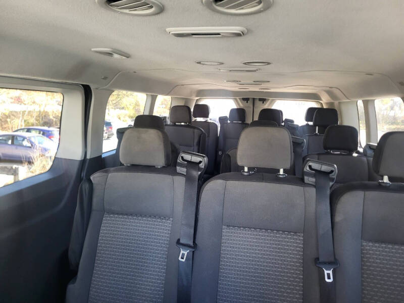 2022 Ford Transit 350 XLT