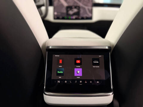 2022 Tesla Model S Plaid