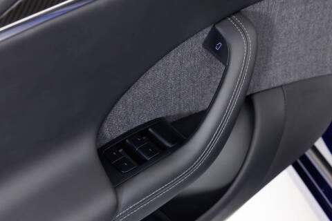 2022 Tesla Model S Plaid