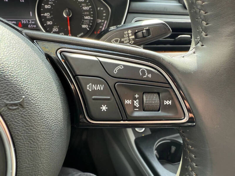 2019 Audi A4 quattro Premium 45 TFSI