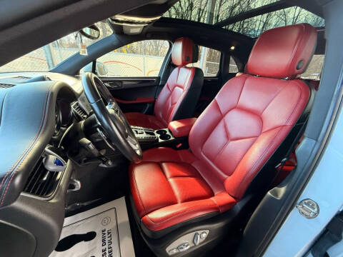 2017 Porsche Macan S