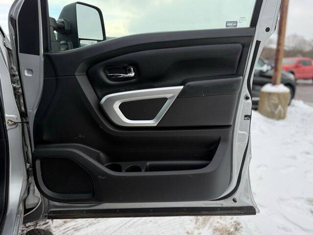 2016 Nissan Titan XD