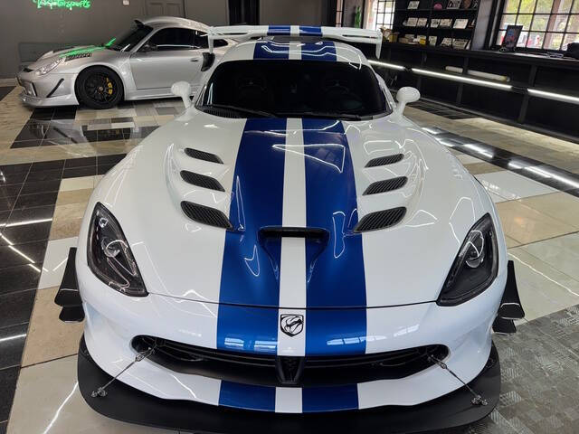 2016 Dodge Viper GTC