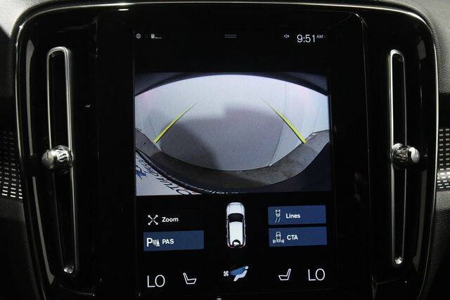 2021 Volvo XC40 T5 R-Design