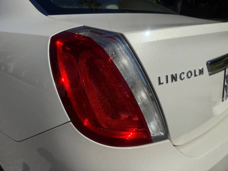 2009 Lincoln MKS