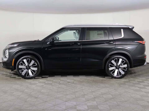 2025 Mitsubishi Outlander SEL Platinum Edition