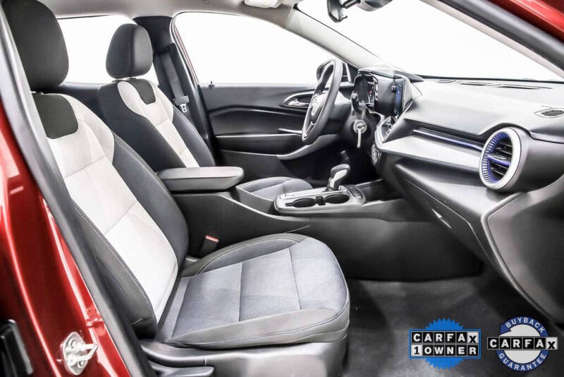 2025 Chevrolet Trax LS