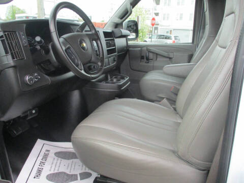 2020 Chevrolet Express 3500
