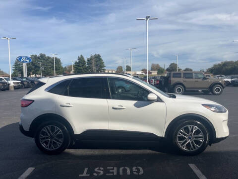 2022 Ford Escape SEL