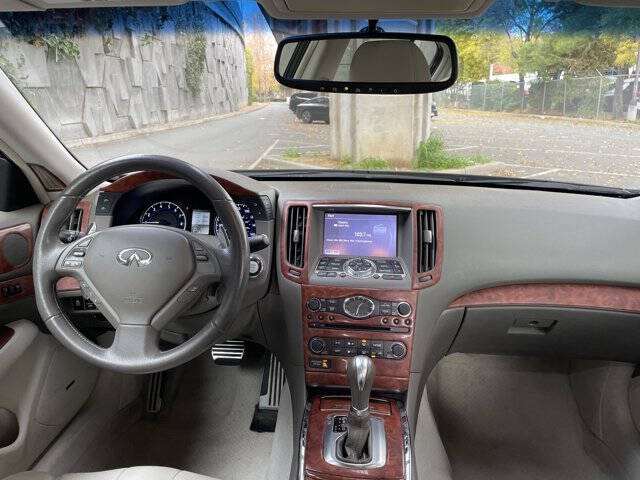 2011 Infiniti G37 Sedan x Sport Appearance Edition