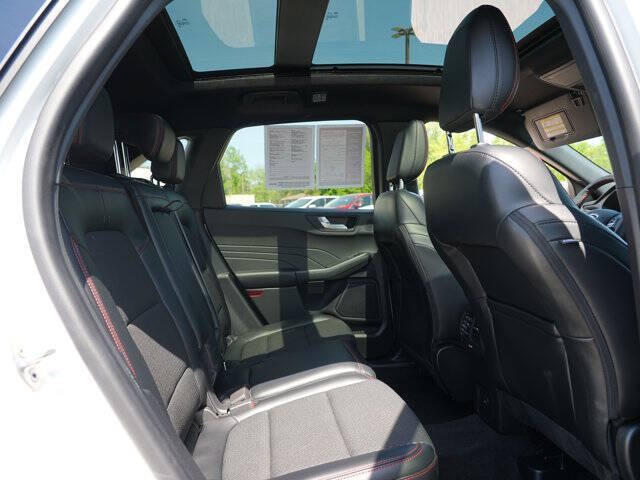 2023 Ford Escape ST-Line Select
