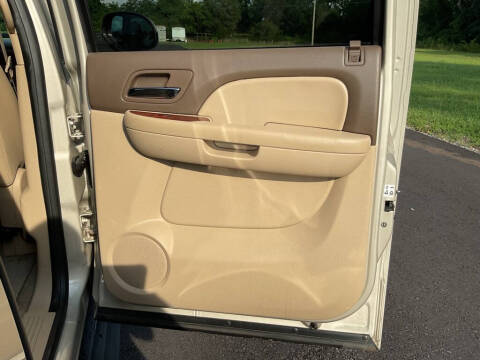 2013 Chevrolet Suburban LT