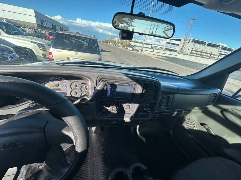 2004 GMC Sierra 3500